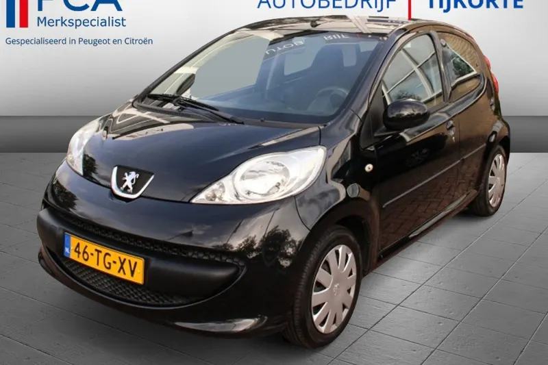 Peugeot 107 (2006)