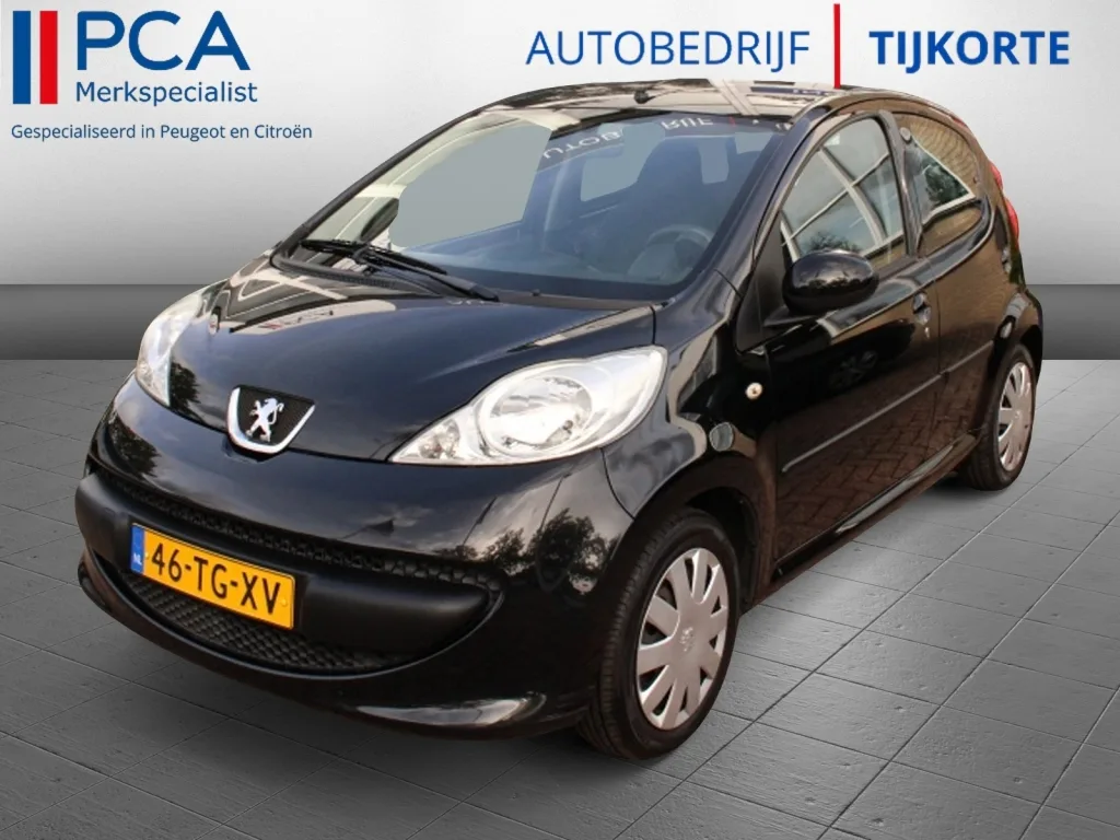 Peugeot 107 (2006) — foto 1