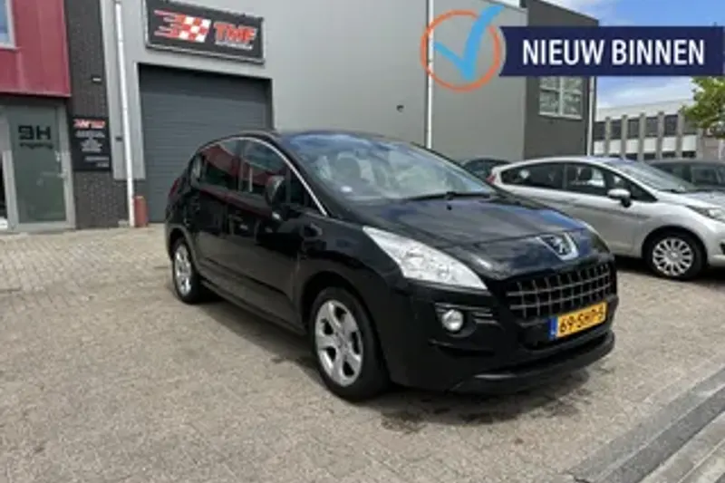 Peugeot 3008 (2011)
