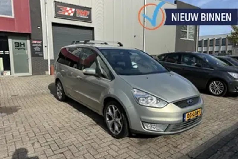 Ford Galaxy (2010)