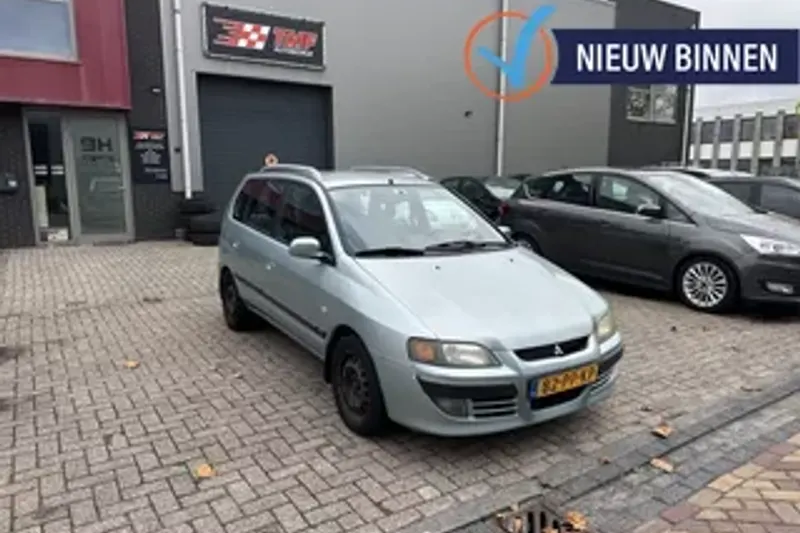 Mitsubishi Space Star (2004)