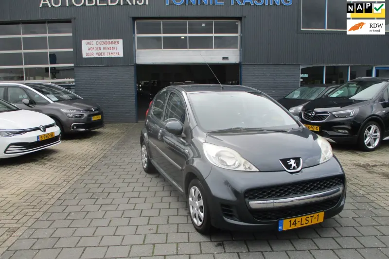 Peugeot 107 (2010)