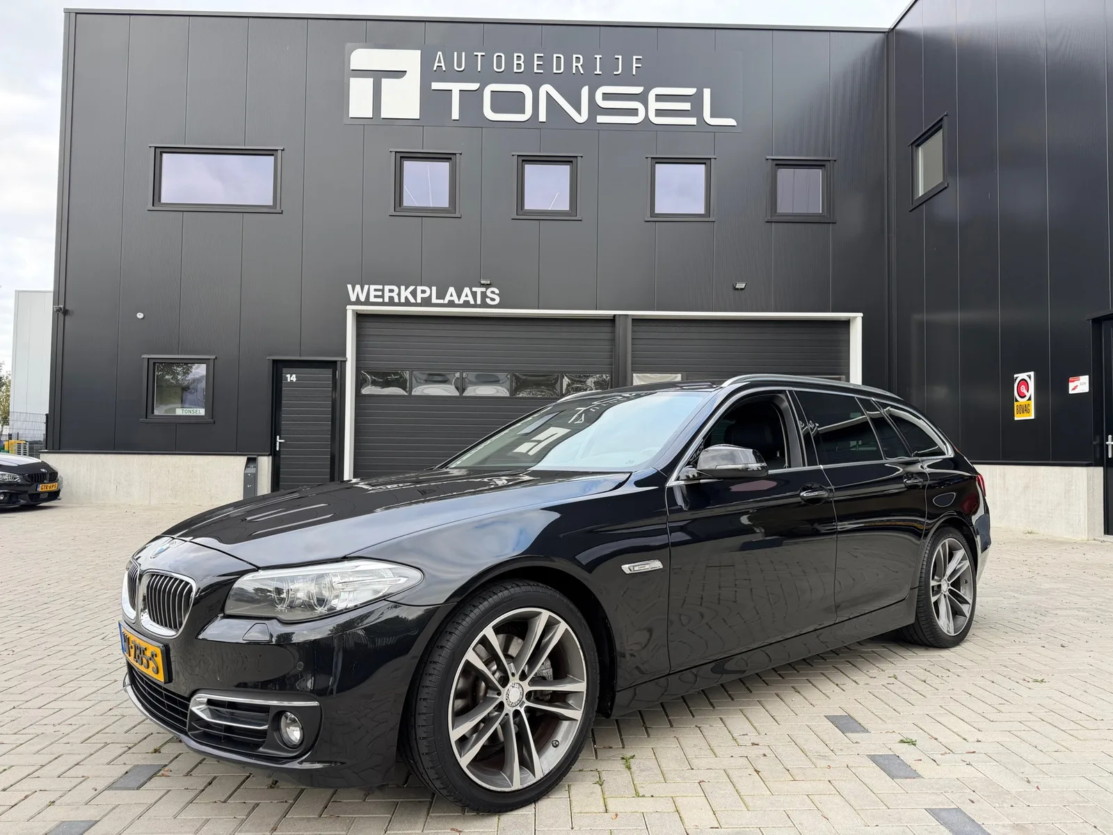 BMW 5-Serie (2015) — foto 1