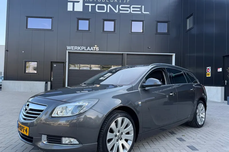 Opel Insignia Sports Tourer (2010)