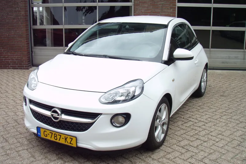 Opel Adam (2016)