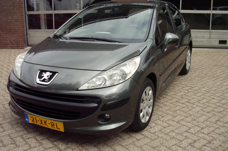 Peugeot 207 (2007)
