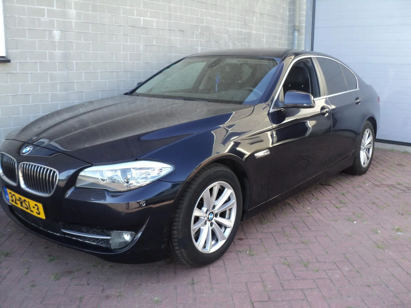 BMW 5-Serie (2011) — foto 1