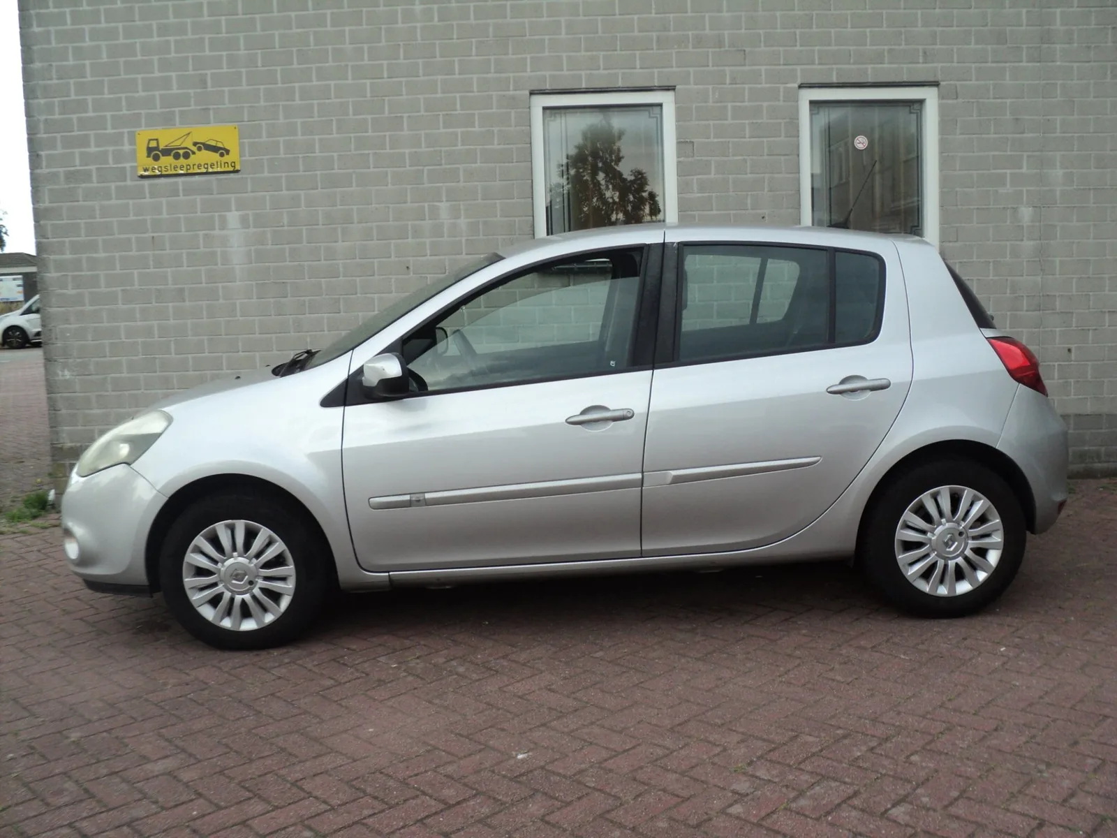 Renault Clio (2011) — foto 1