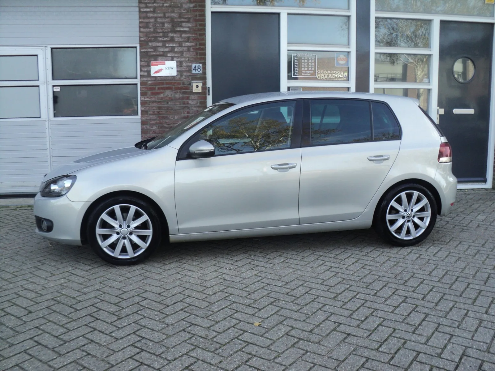 Volkswagen Golf (2010) — foto 1