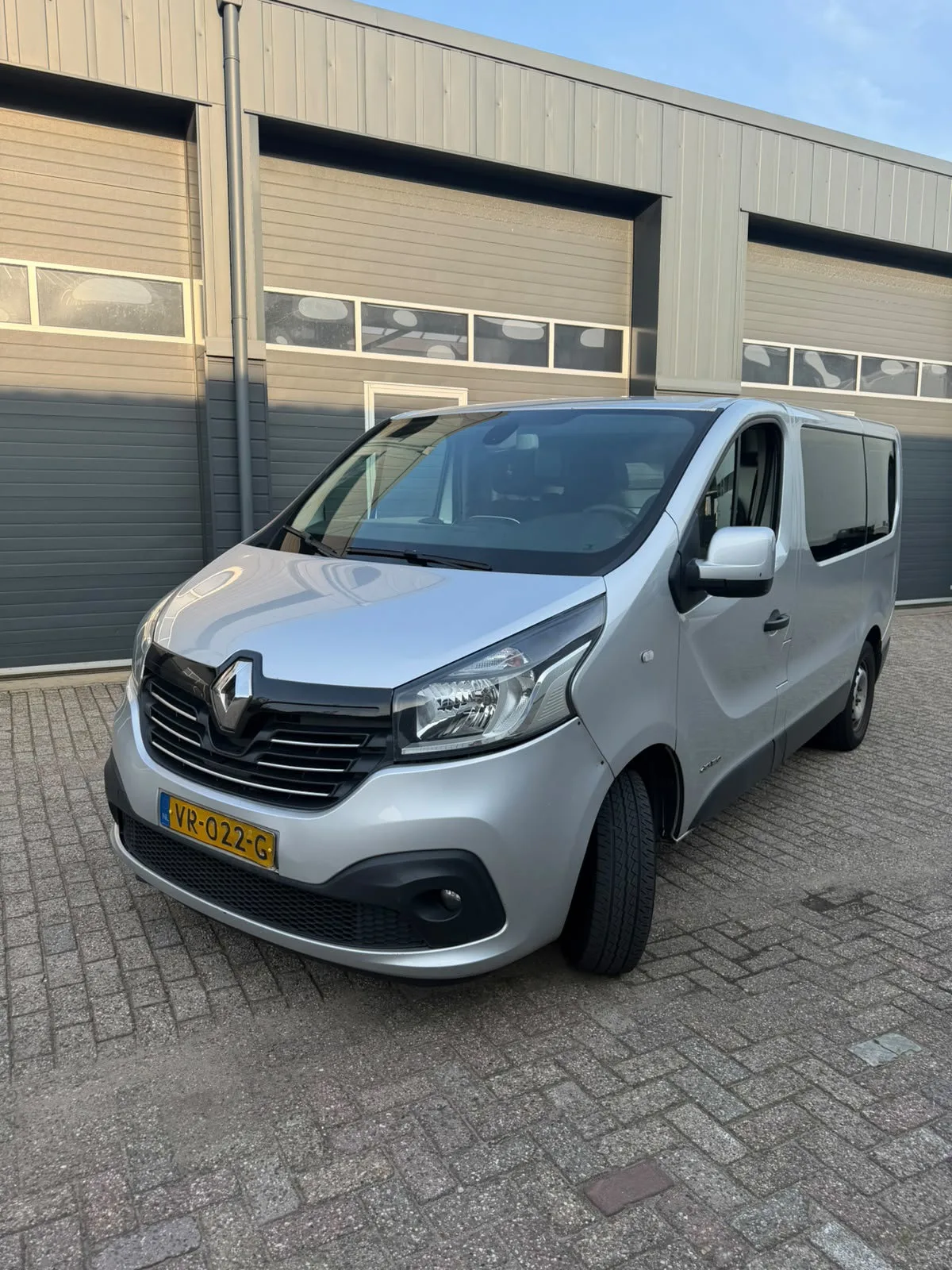 Renault Trafic (2015) — foto 1