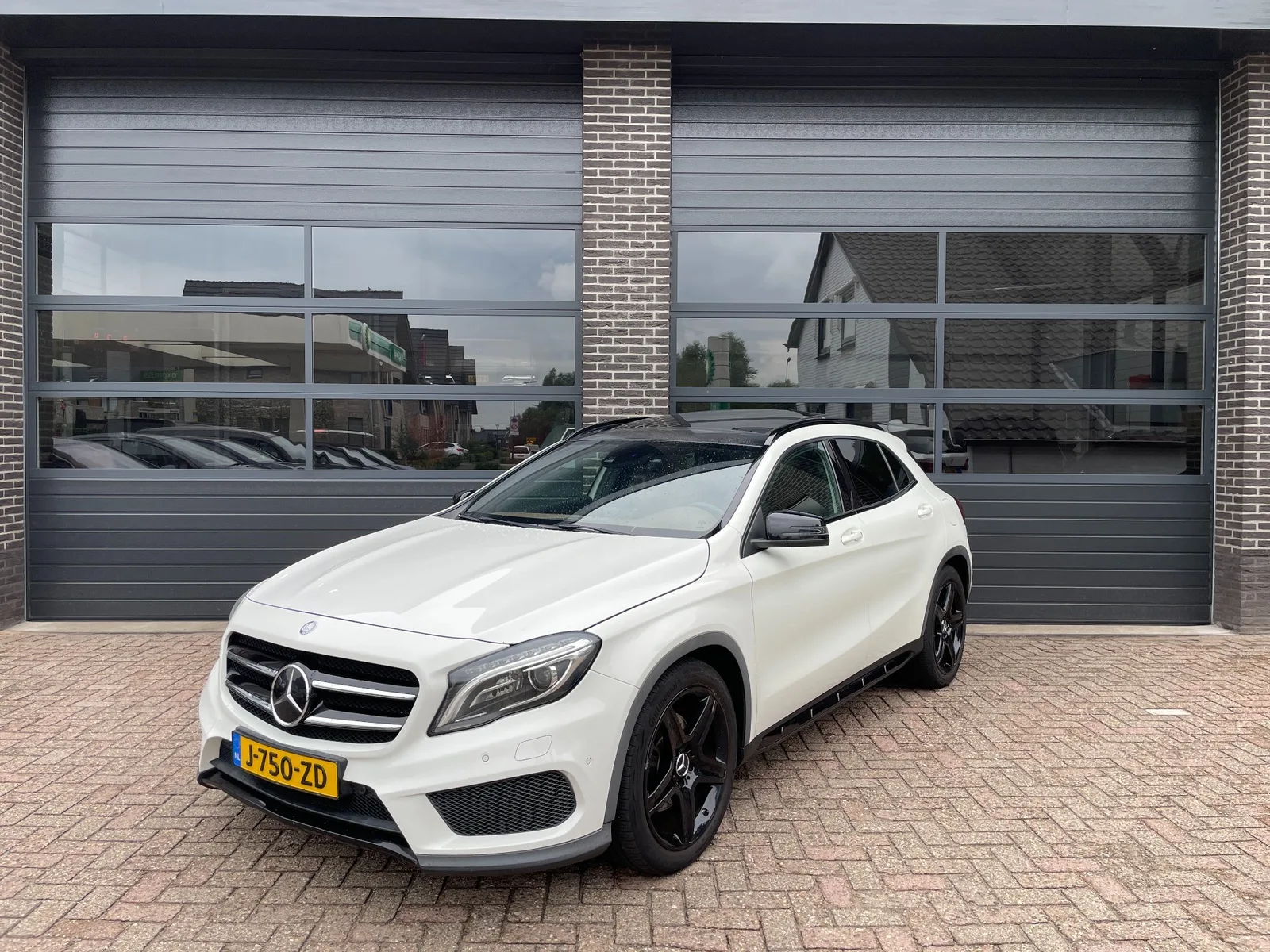 Mercedes-Benz GLA-Klasse (2013) — foto 1