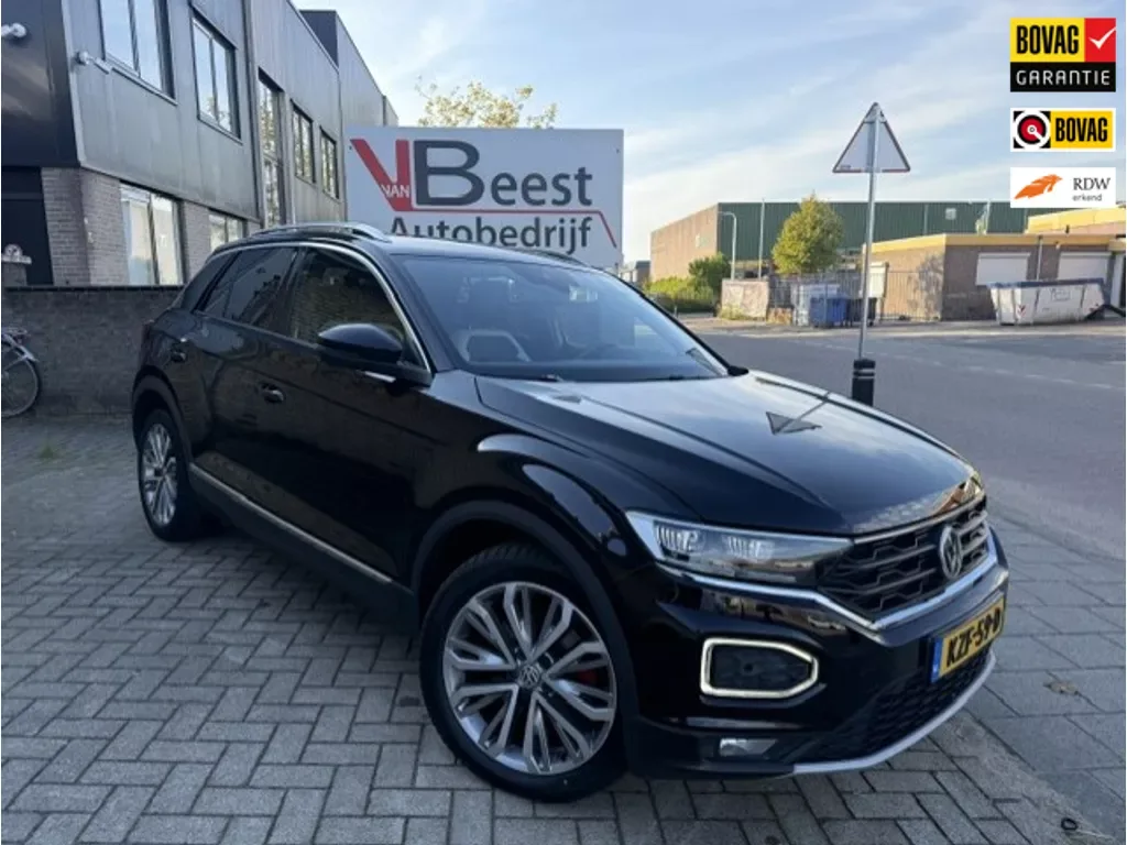 Volkswagen T-Roc (2018) — foto 1