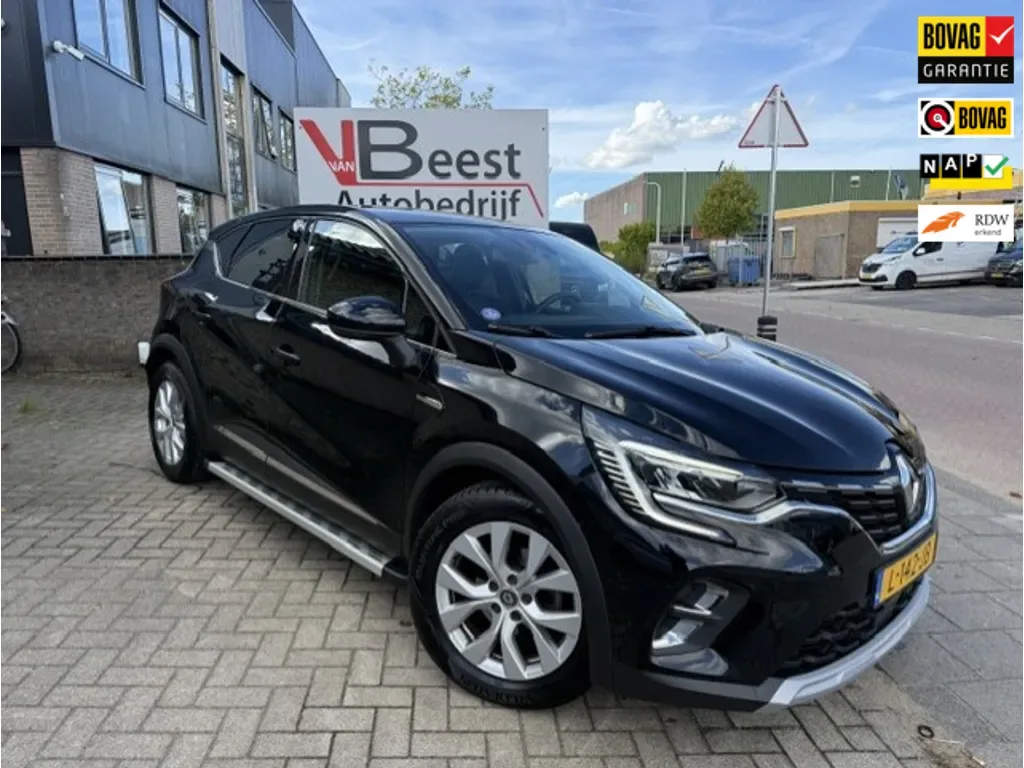 Renault Captur (2021) — foto 1