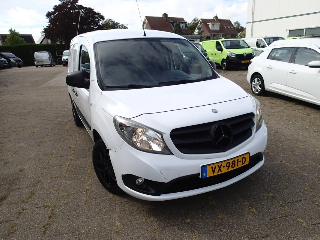 Mercedes-Benz Citan (2016) — foto 1