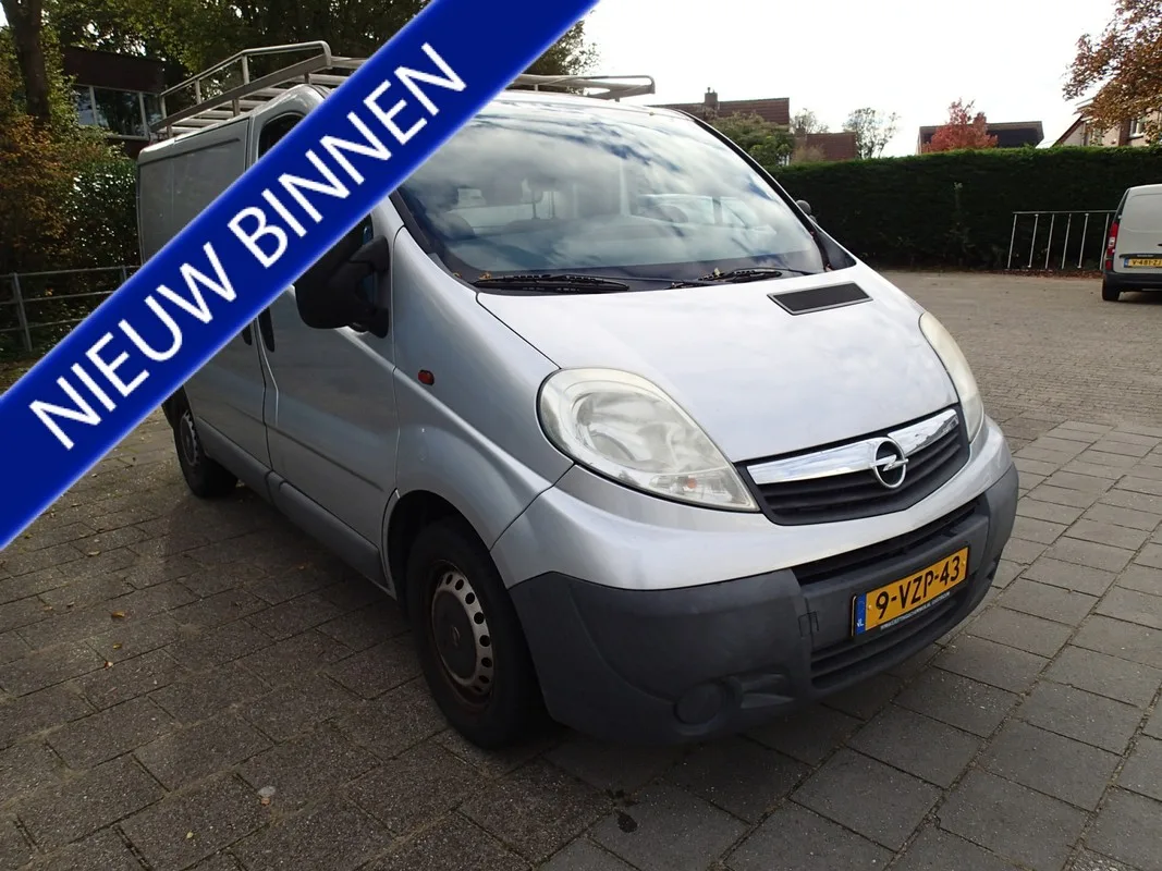 Opel Vivaro (2012) — foto 1