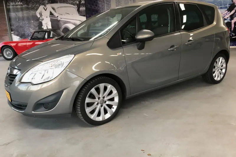Opel Meriva (2010)
