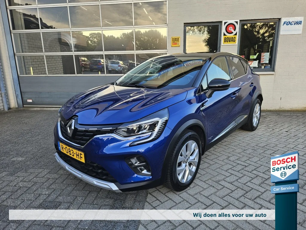 Renault Captur (2022) — foto 1
