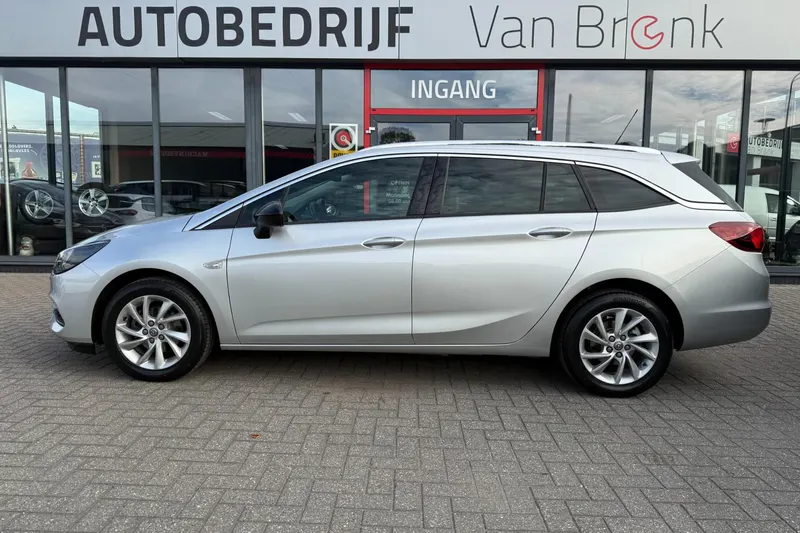 Opel Astra (2021)