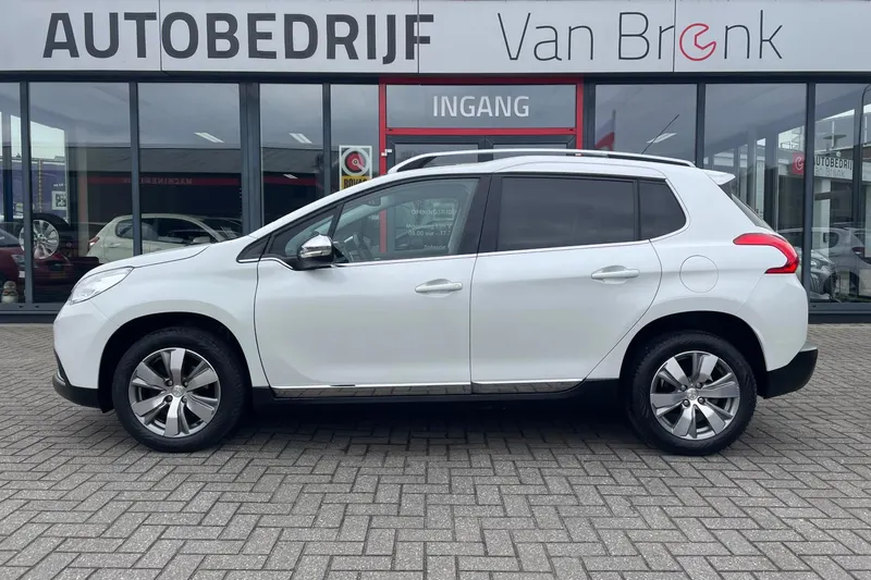 Peugeot 2008 (2015)