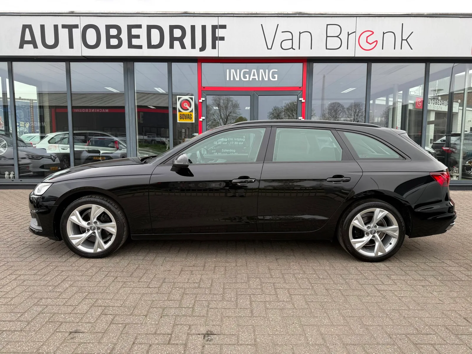 Audi A4 (2020) — foto 1