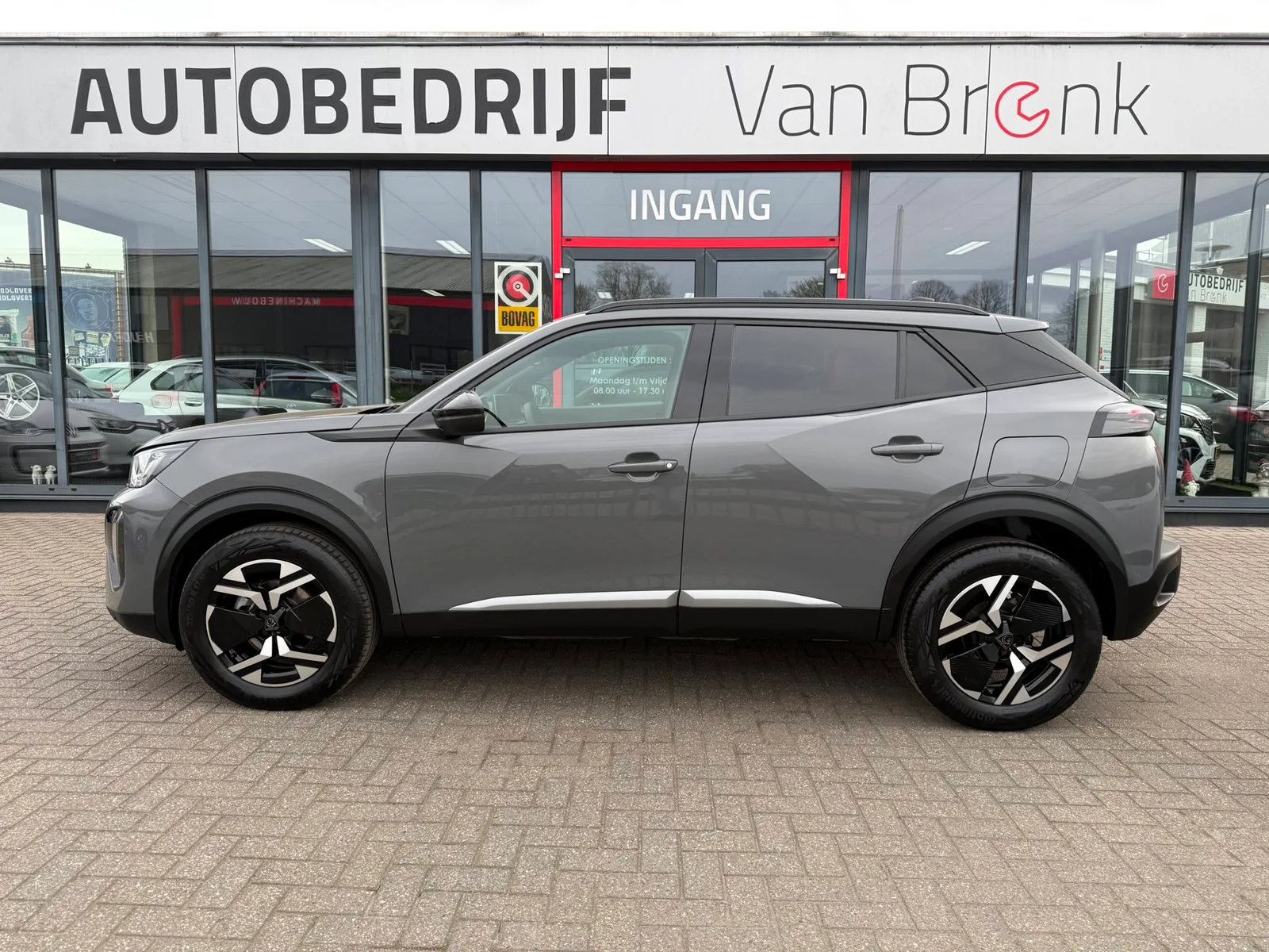 Peugeot 2008 (2025) — foto 1