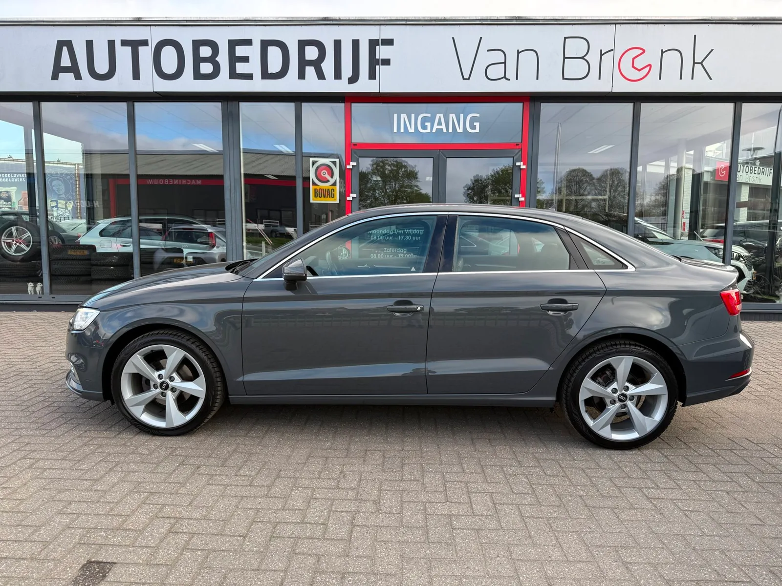 Audi A3 (2017) — foto 1