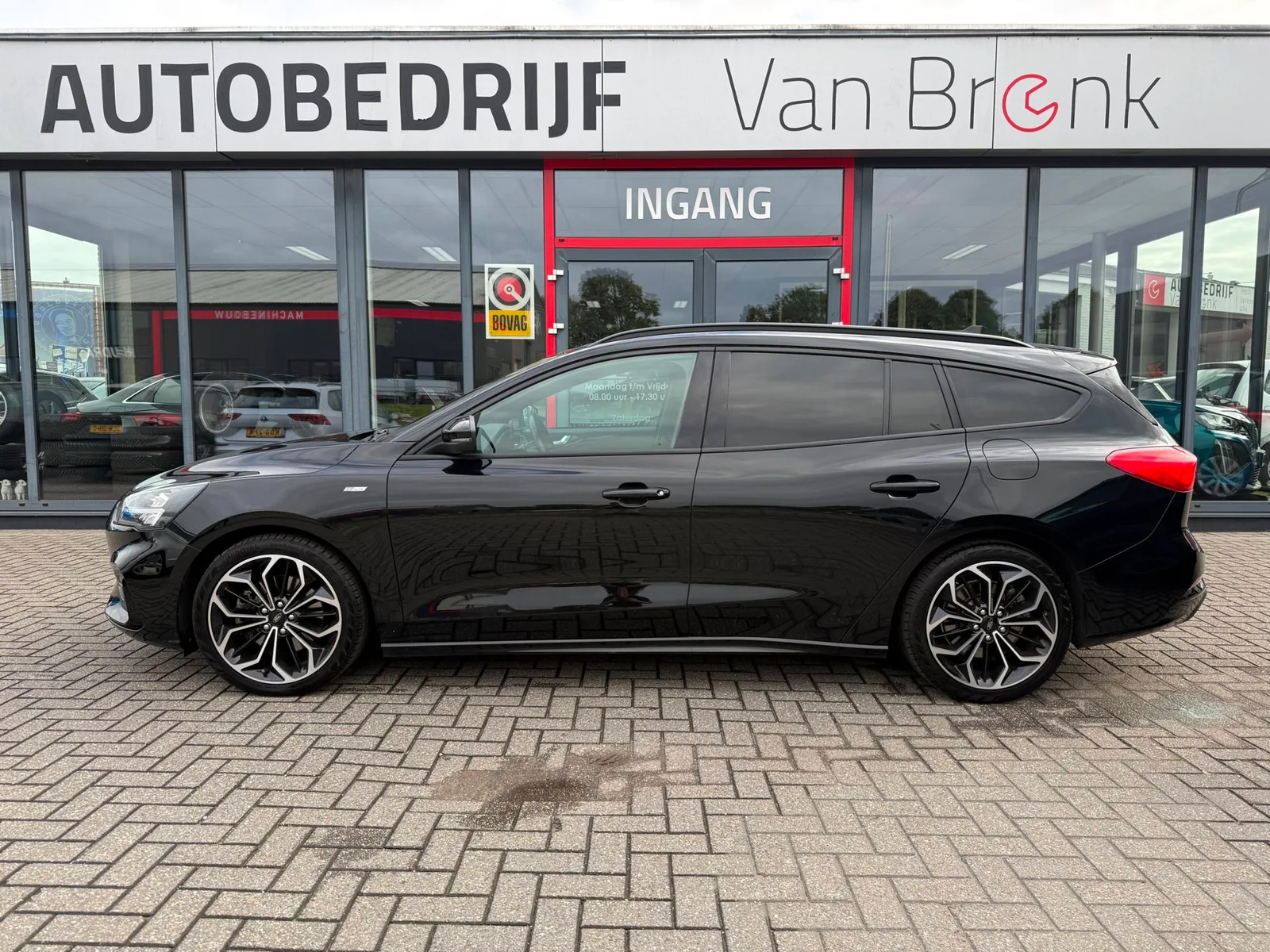 Ford Focus (2020) — foto 1