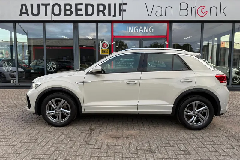 Volkswagen T-Roc (2024)