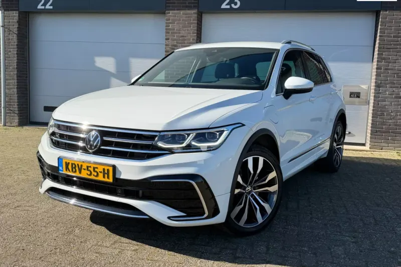Volkswagen Tiguan (2022)