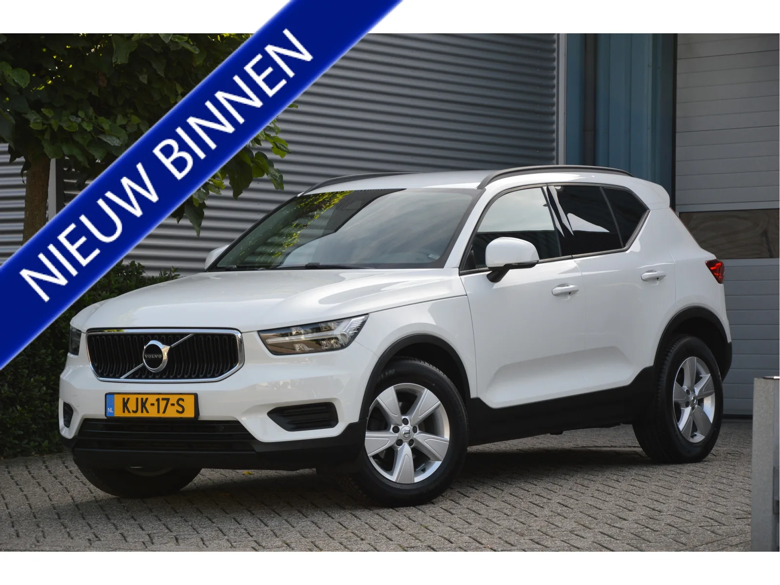 Volvo XC40 (2021) — foto 1