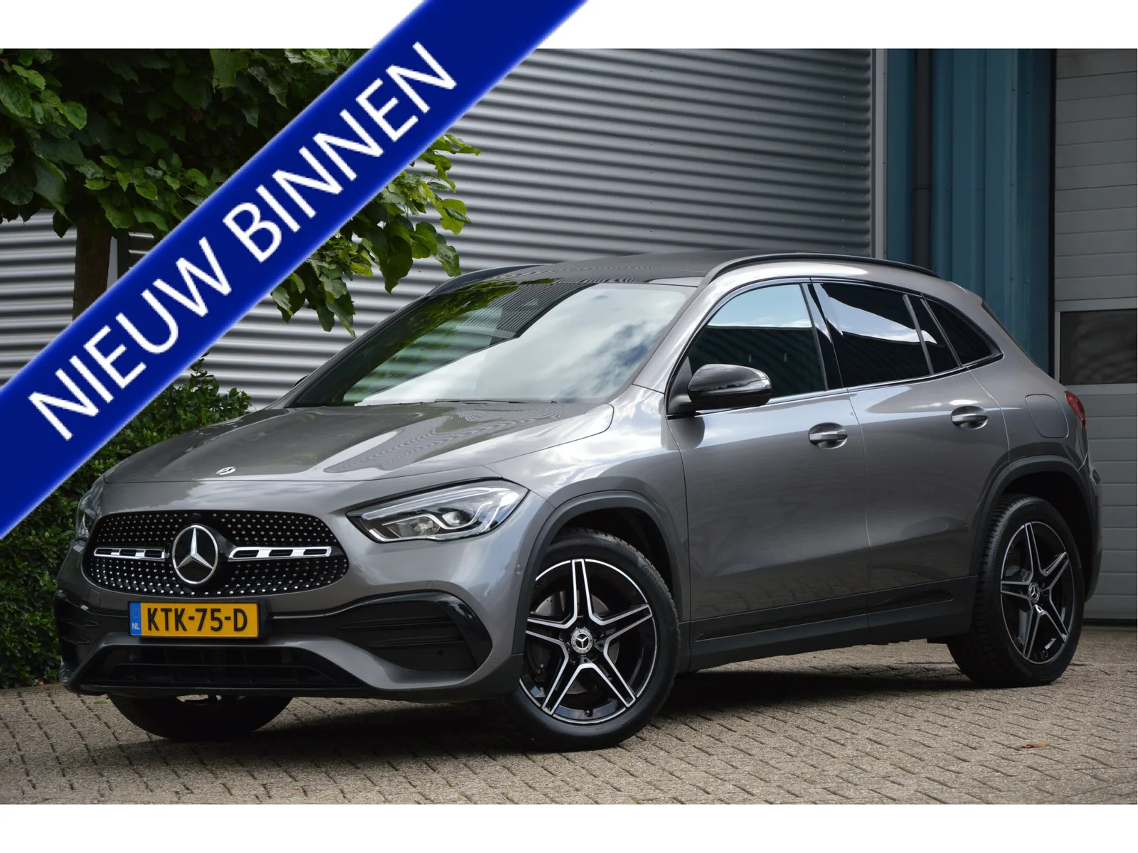Mercedes-Benz GLA (2022) — foto 1