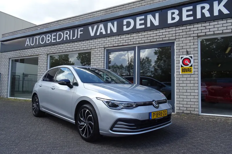 Volkswagen Golf (2021)