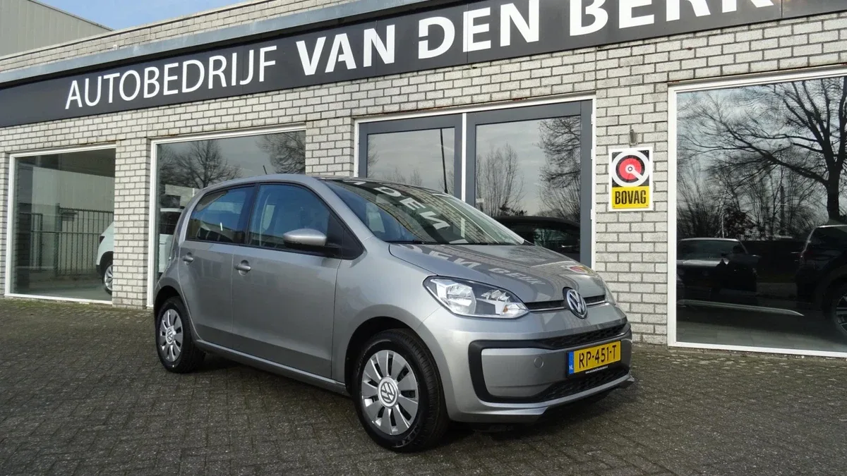 Volkswagen Up! (2018) — foto 1