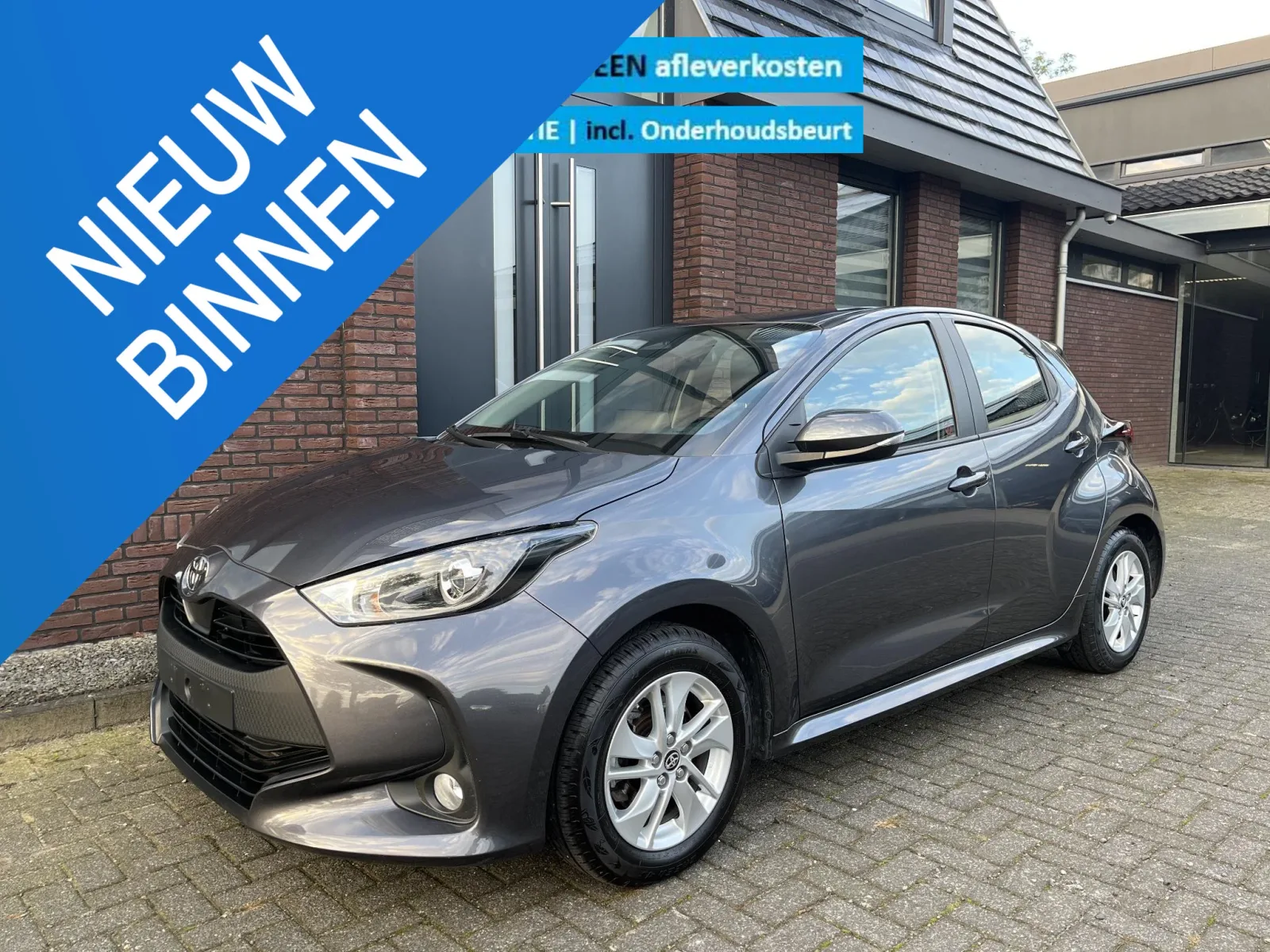 Toyota Yaris (2024) — foto 1