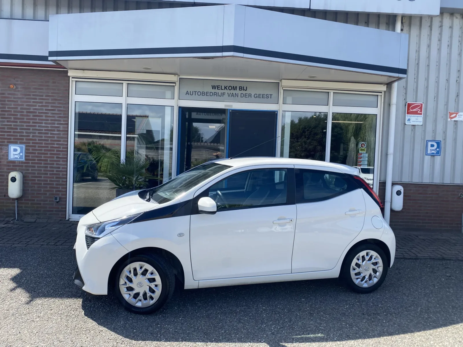Toyota Aygo (2019) — foto 1