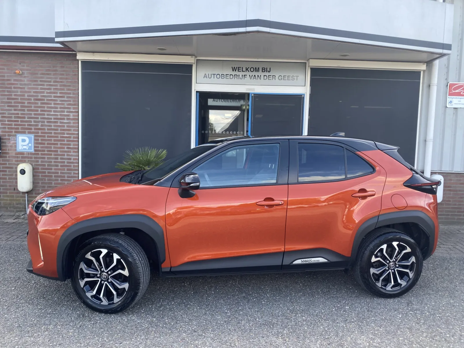 Toyota Yaris Cross (2023) — foto 1
