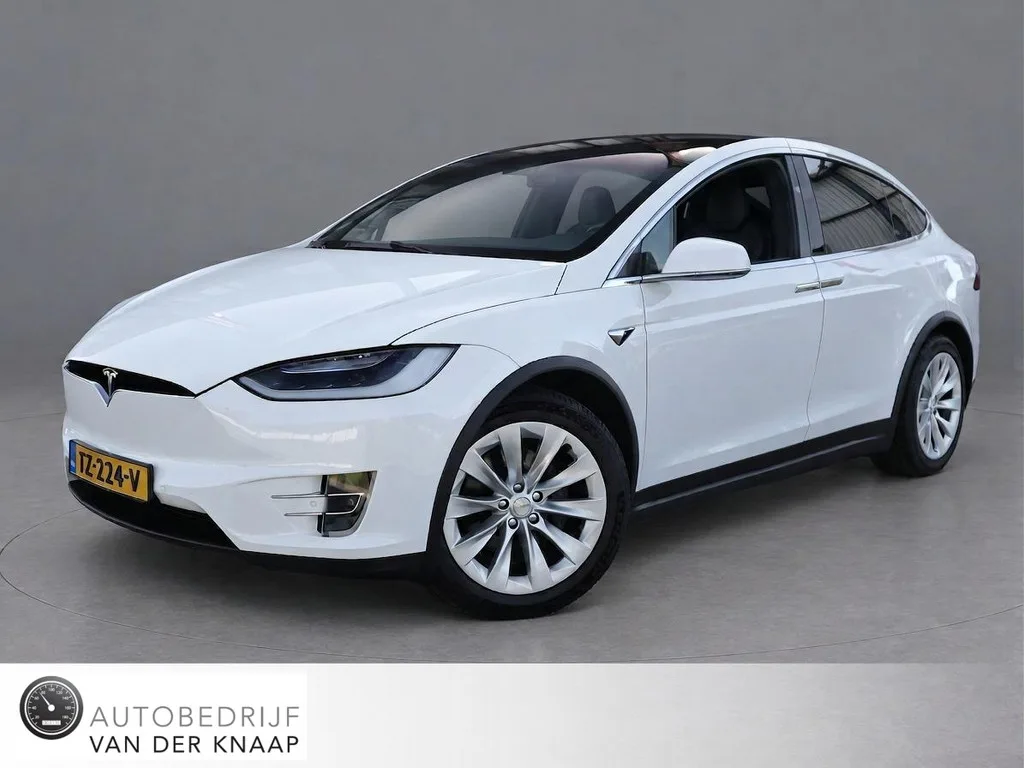 Tesla Model X (2018) — foto 1