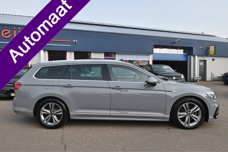 Volkswagen Passat (2022)