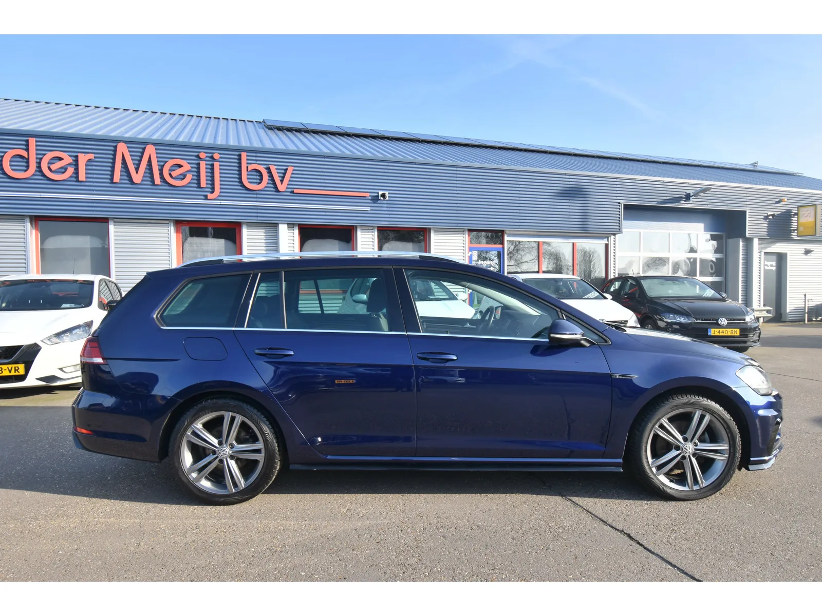 Volkswagen Golf (2018) — foto 1