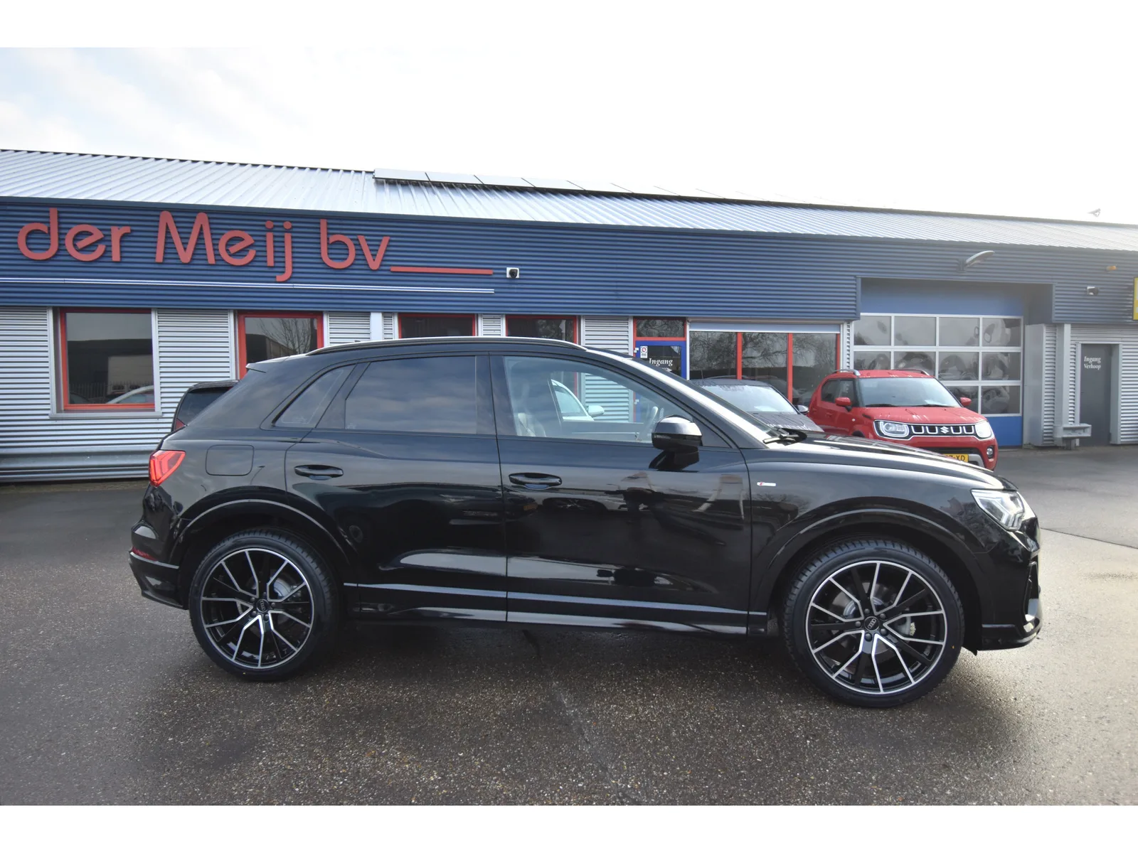 Audi Q3 (2021) — foto 1