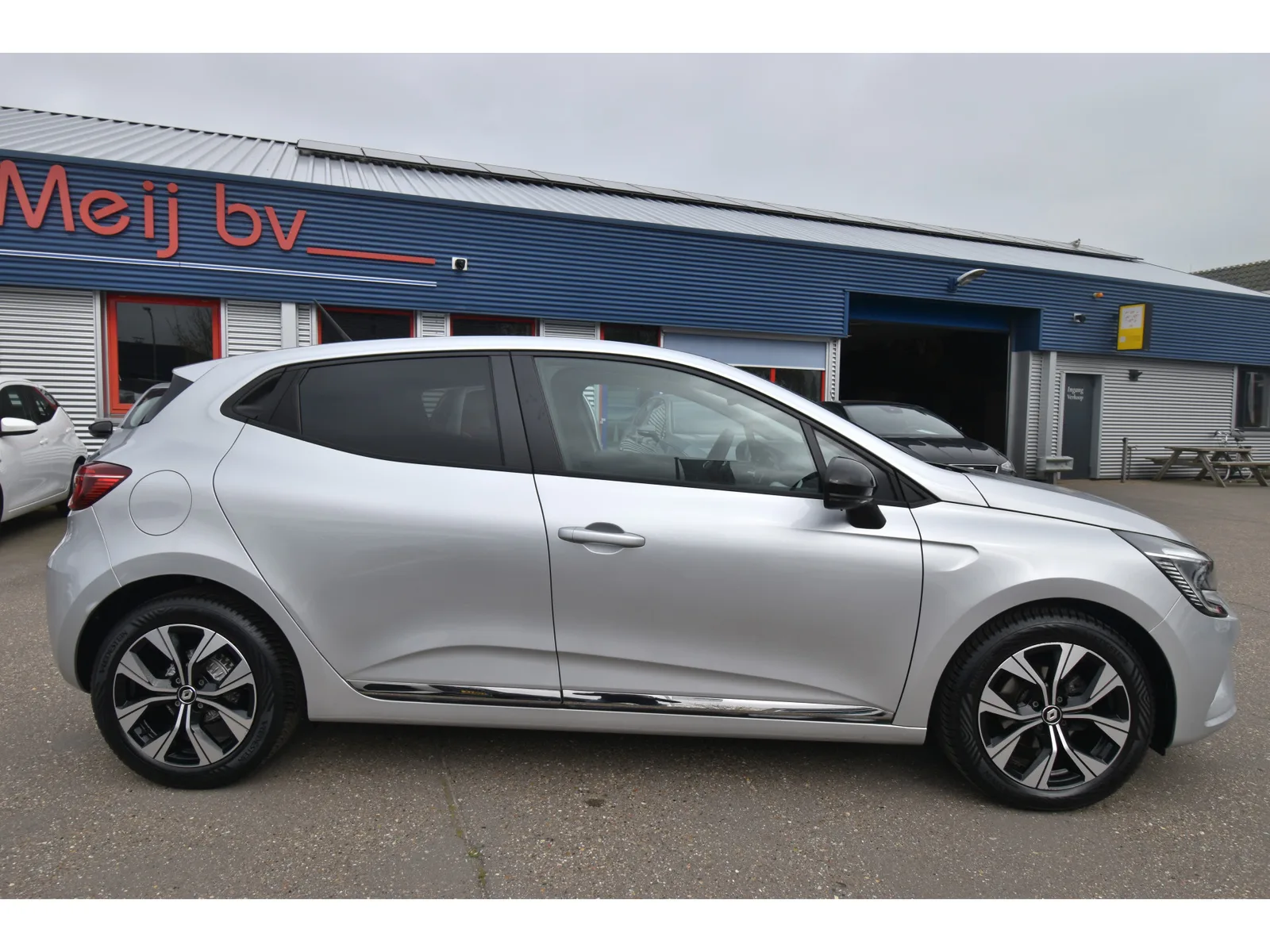 Renault Clio (2022) — foto 1