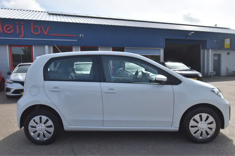 Volkswagen Up! (2020)