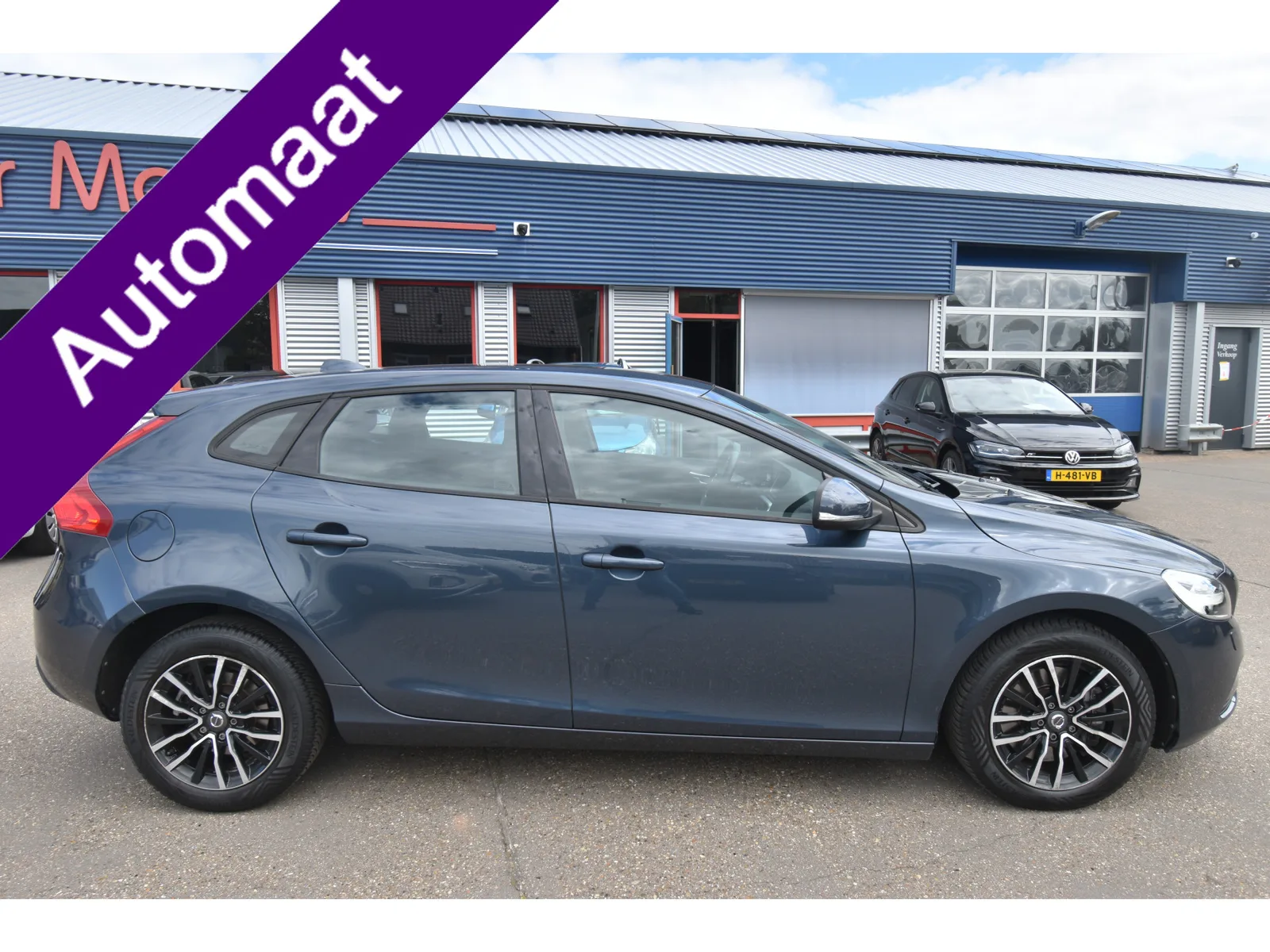 Volvo V40 (2017) — foto 1