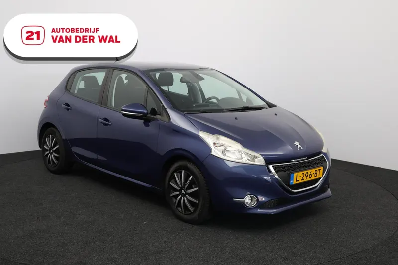 Peugeot 208 (2012)