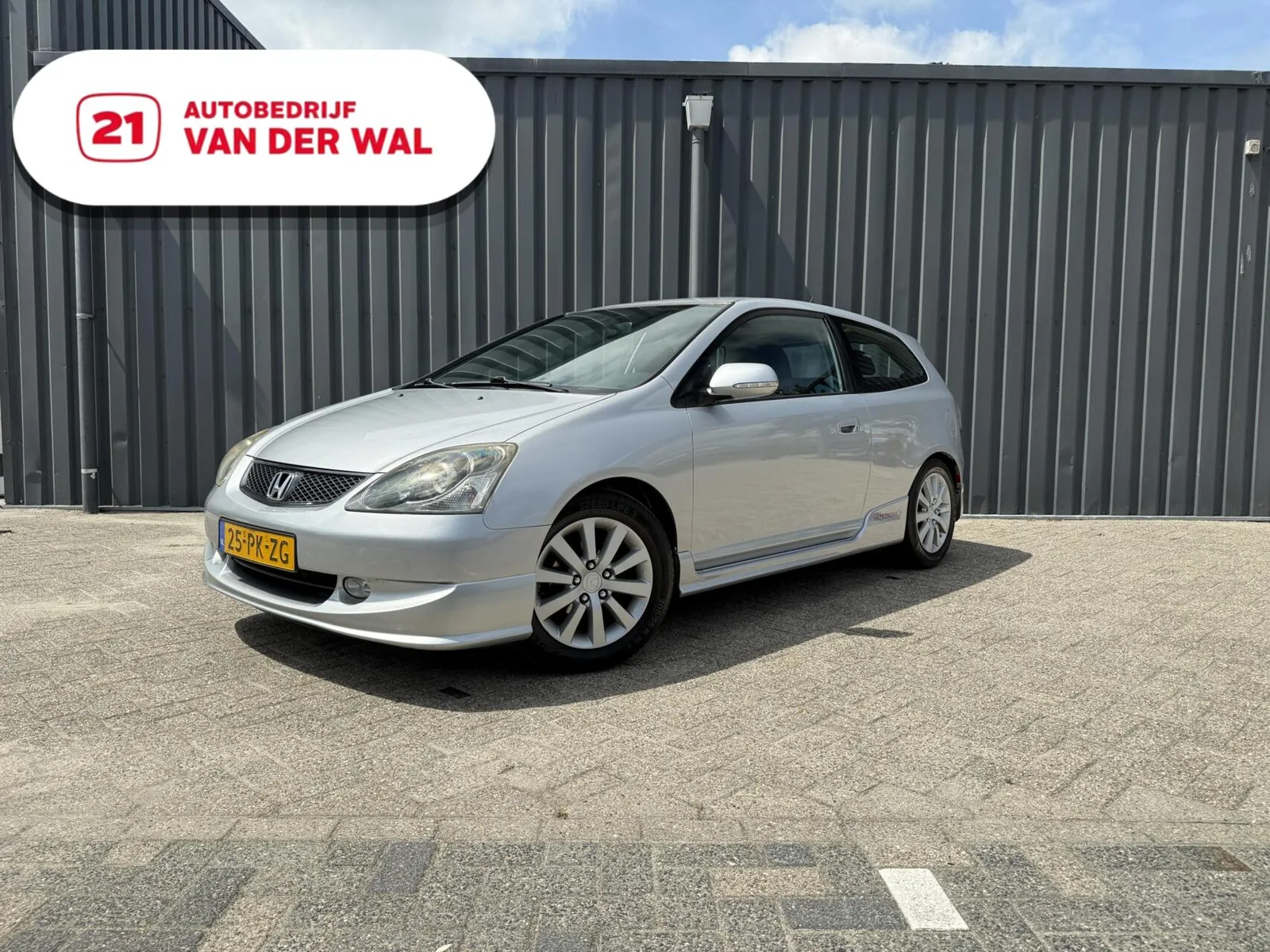 Honda Civic (2004) — foto 1