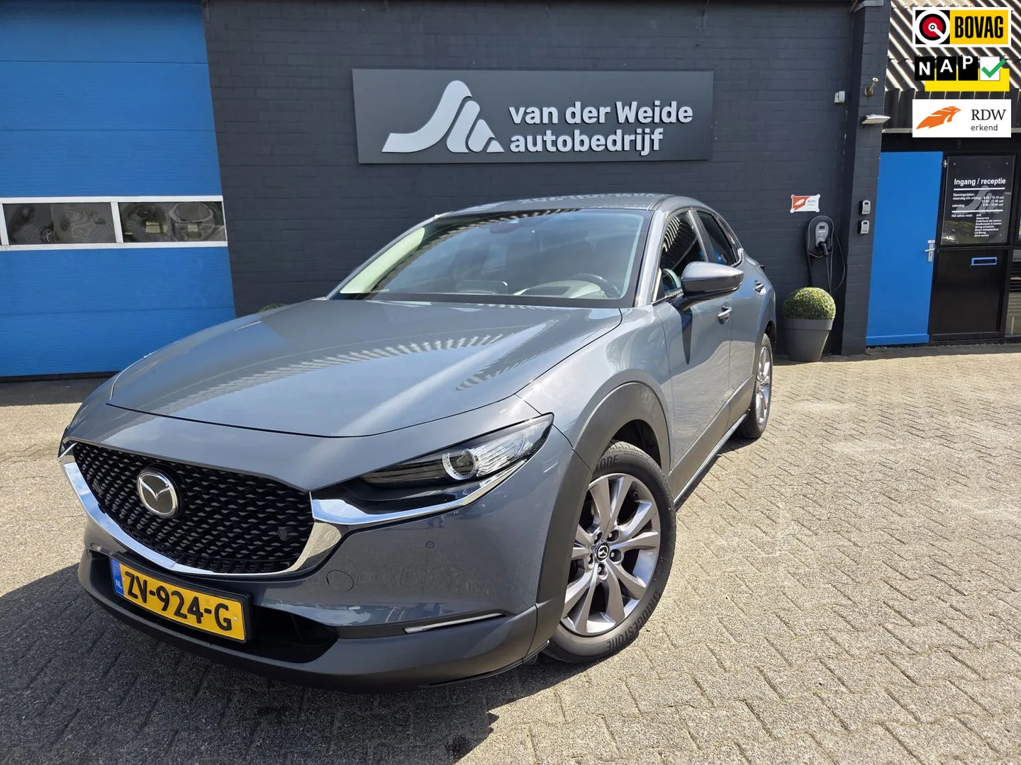 Mazda CX-30 (2019) — foto 1