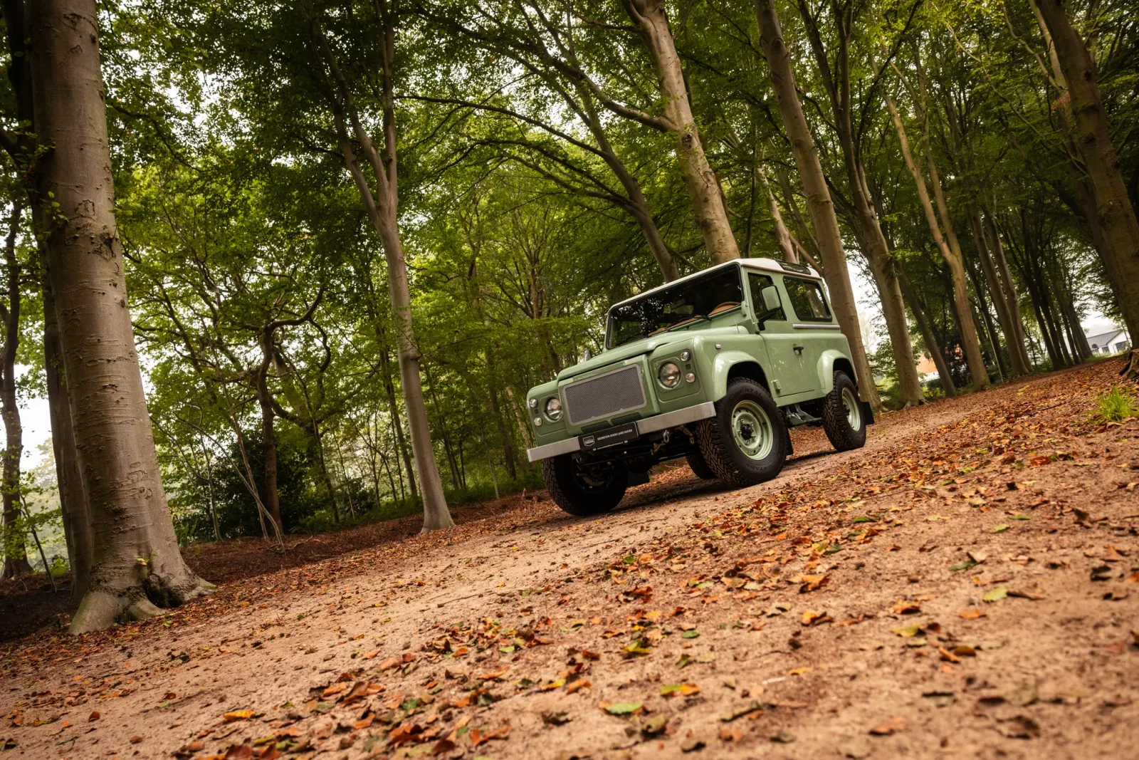 Land Rover Defender (2012) — foto 1