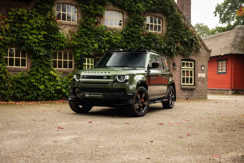 Land Rover Defender (2026)