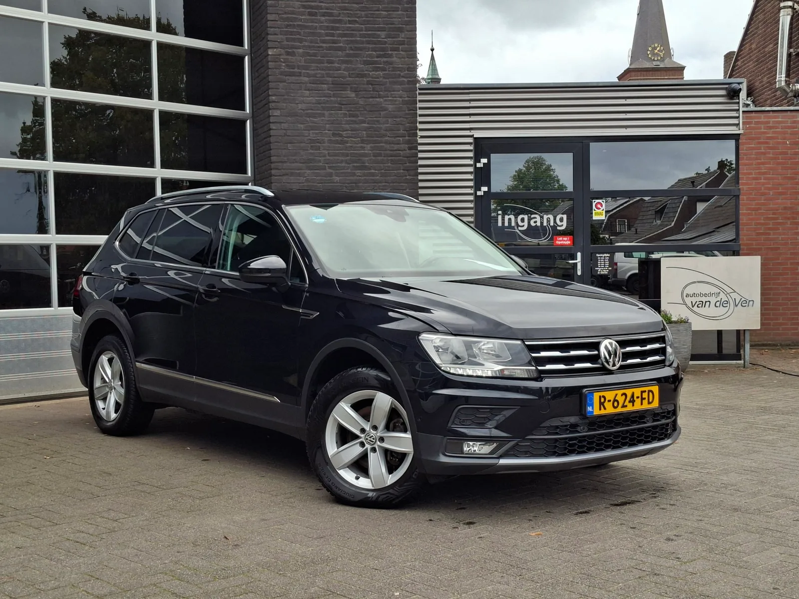 Volkswagen Tiguan All-Space (2019) — foto 1
