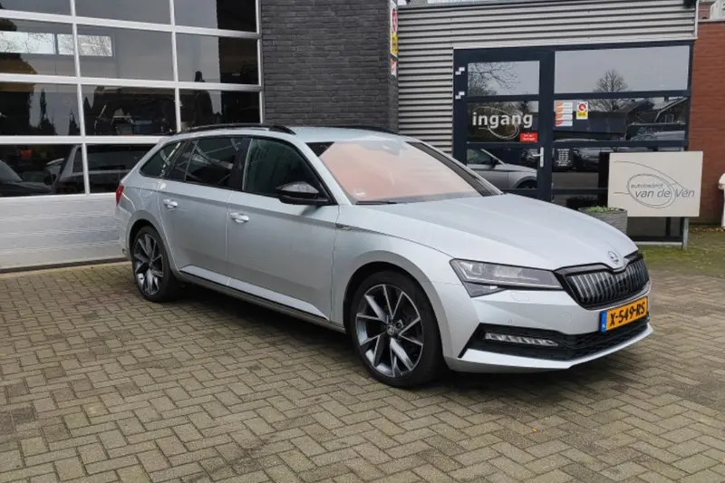 Škoda Superb (2020)